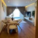 Wohn- und Essbereich der Wohnung in der Hurghada Marina