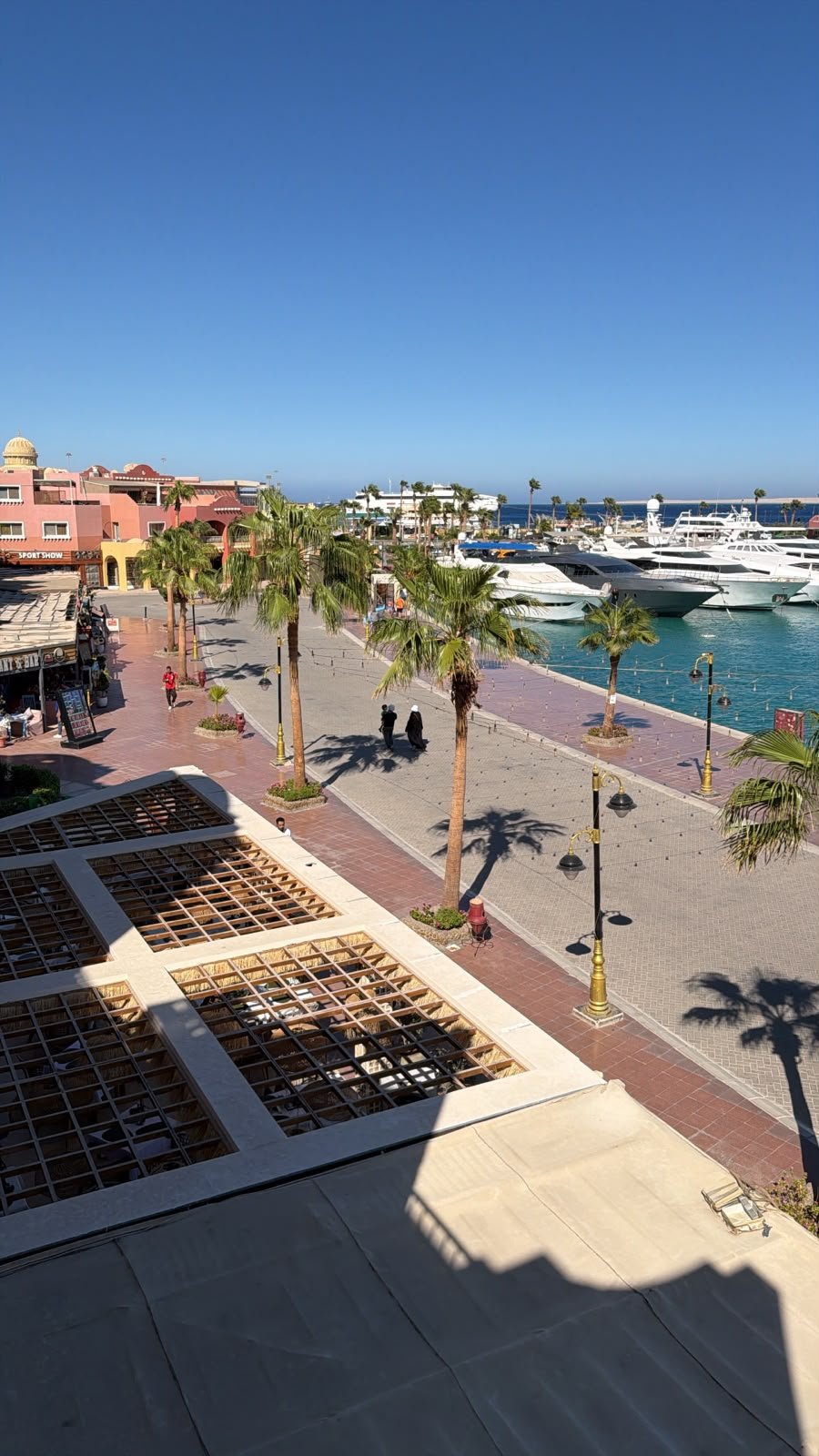 Ausblick vom Apartment auf die Marina-Promenade